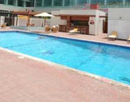 Ibis Geneve 3*