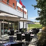 Hotel Ibis Geneve Saint-Genis-Pouilly