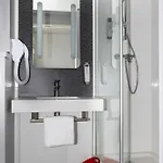 Ξενοδοχείο Ibis Geneve 3*