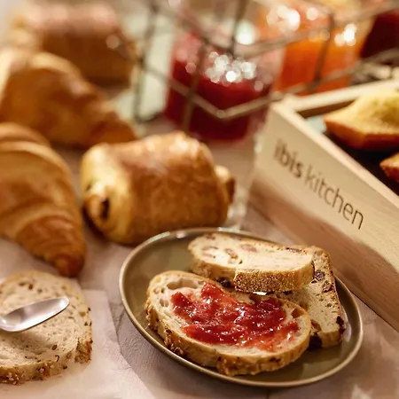 Hotel Ibis Geneve Saint-Genis-Pouilly