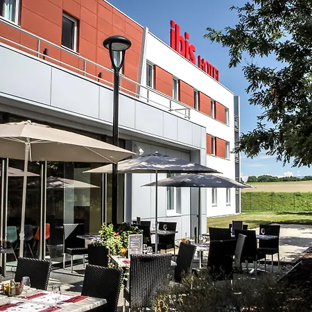 Ibis Geneve 3*