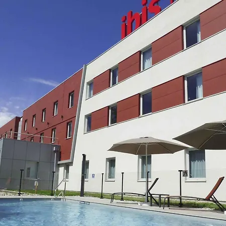 Hotel Ibis Genève Saint-Genis-Pouilly