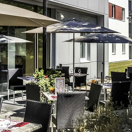 Ibis Geneve 3*