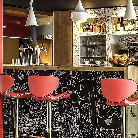 Hotel Ibis Geneve 3*