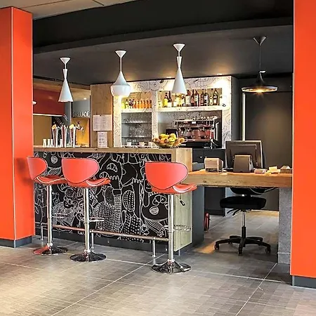 宜必思圣热尼普伊日内瓦酒店 3*