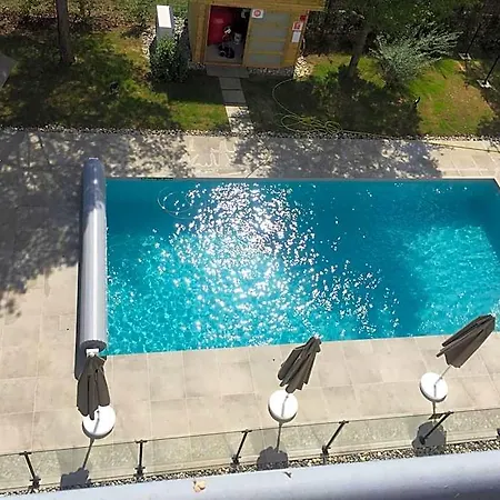 Ibis Geneve מלון